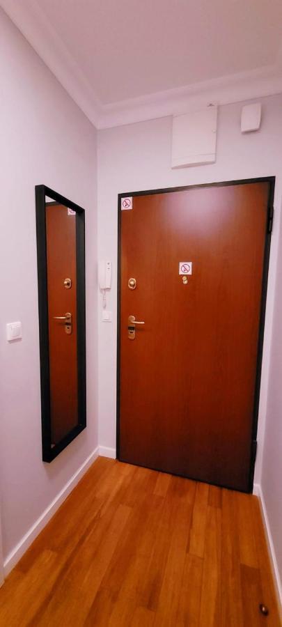Homecomfort Atlantic Room Варшава Экстерьер фото